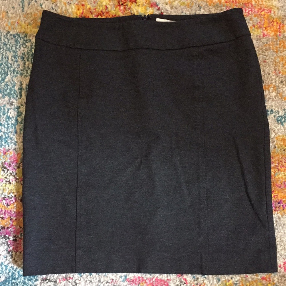 Dark grey halogen pencil skirt size:12 like new!
